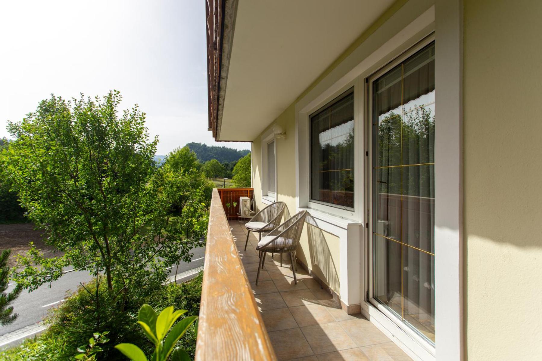 Gostisce Pri Dveh Petelinih Hotel Bled Exterior foto