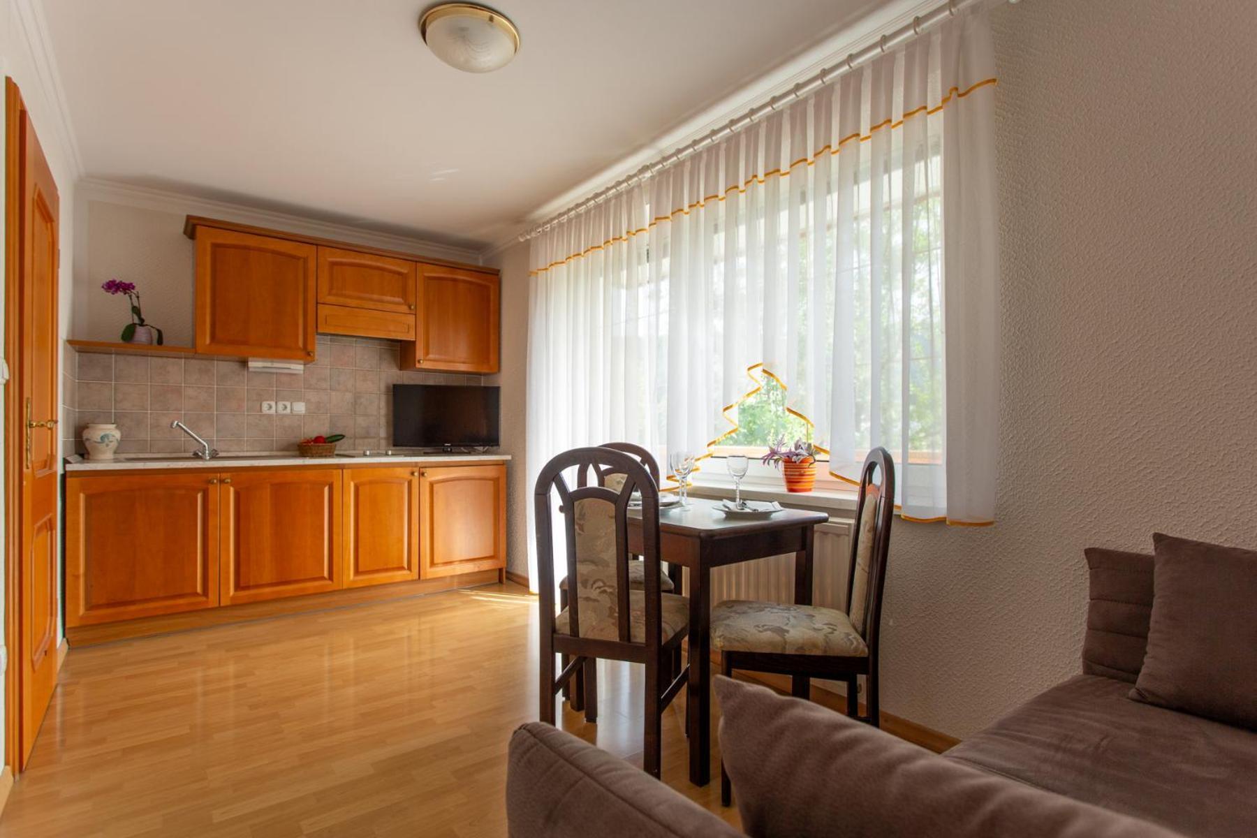 Gostisce Pri Dveh Petelinih Hotel Bled Exterior foto