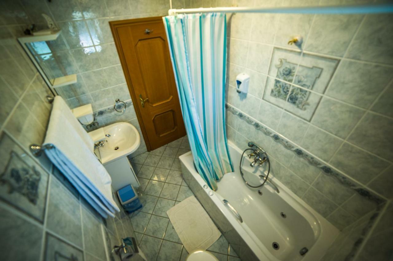 Gostisce Pri Dveh Petelinih Hotel Bled Exterior foto